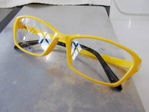 DK ディーケー 超かっこいい眼鏡フレーム DK-2443-4 お洒落な黄色 弾性樹脂フレーム(TR)　イエロー