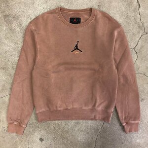 美品 NIKE JORDAN BRAND AS M J FLT HRTG FLC CREW ARCHAEO BROWN S ナイキ ジョーダン ロゴ刺繍 クルーネックスウェットトレーナー ブラウ