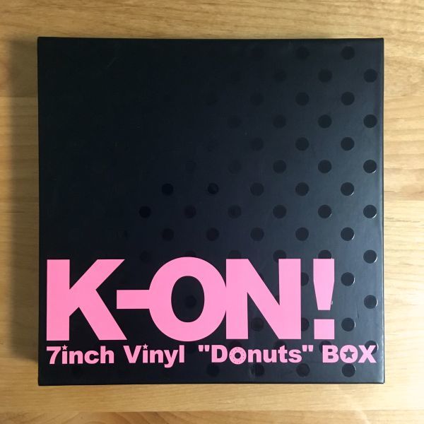Yahoo!オークション -「K-ON! 7inch Vinyl Donuts BOX」の落札相場