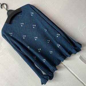 花刺繍透かし編みセーター