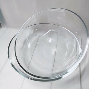 ST4] 無印良品　ガラス　ボール　大　直径23cm　シンプル　デザイン　MUJI　カフェ　 CAFE　大皿　料理　サラダ　麺　パスタ　パン　ランチ