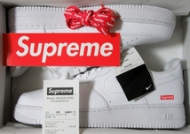 希少 30cm Supreme × NIKE Air Force 1 Low White US12 シュプリーム ナイキ エアフォース 1 白 Box Logo Sticker 付 Tee Tシャツ SB Dunk_画像2