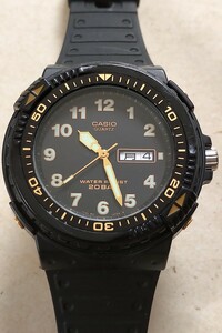 カシオ CASIO MRD-201W 電池ベルト交換済み 44mm アナログ ダイバー ウォッチ カッコいい チープカシオ