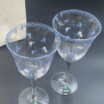 G0922 未使用保管品 Noritake ノリタケ クリスタル ワイングラス ペア　ブルー系花柄　フラワー　レア希少品_画像3