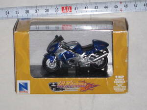 NewRay ニューレイ 1/32 SUZUKI スズキ GSX 1300R ハヤブサ 隼 HAYABUSA オートバイ ミニカー フィギュア