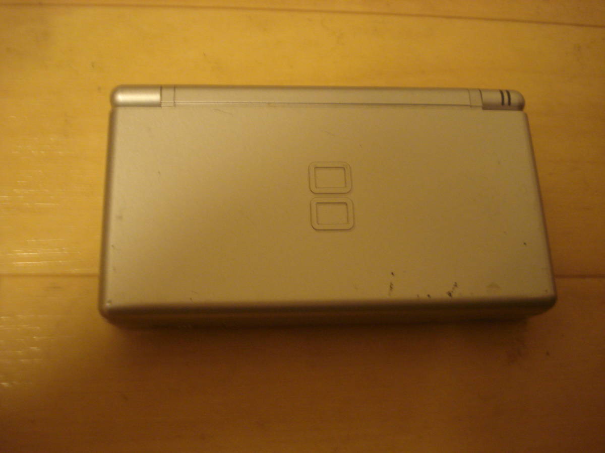 ヤフオク! -「ニンテンドーds lite グロス シルバー」の落札相場・落札価格