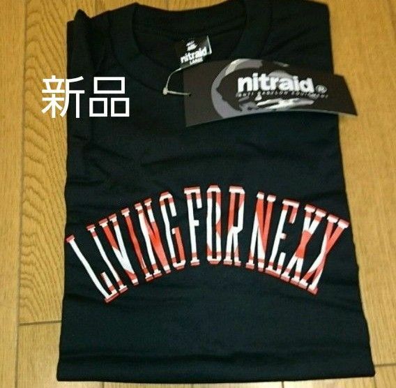 【限定 新品タグつき】ナイトレイド Ｔシャツ Living for nexx Tee