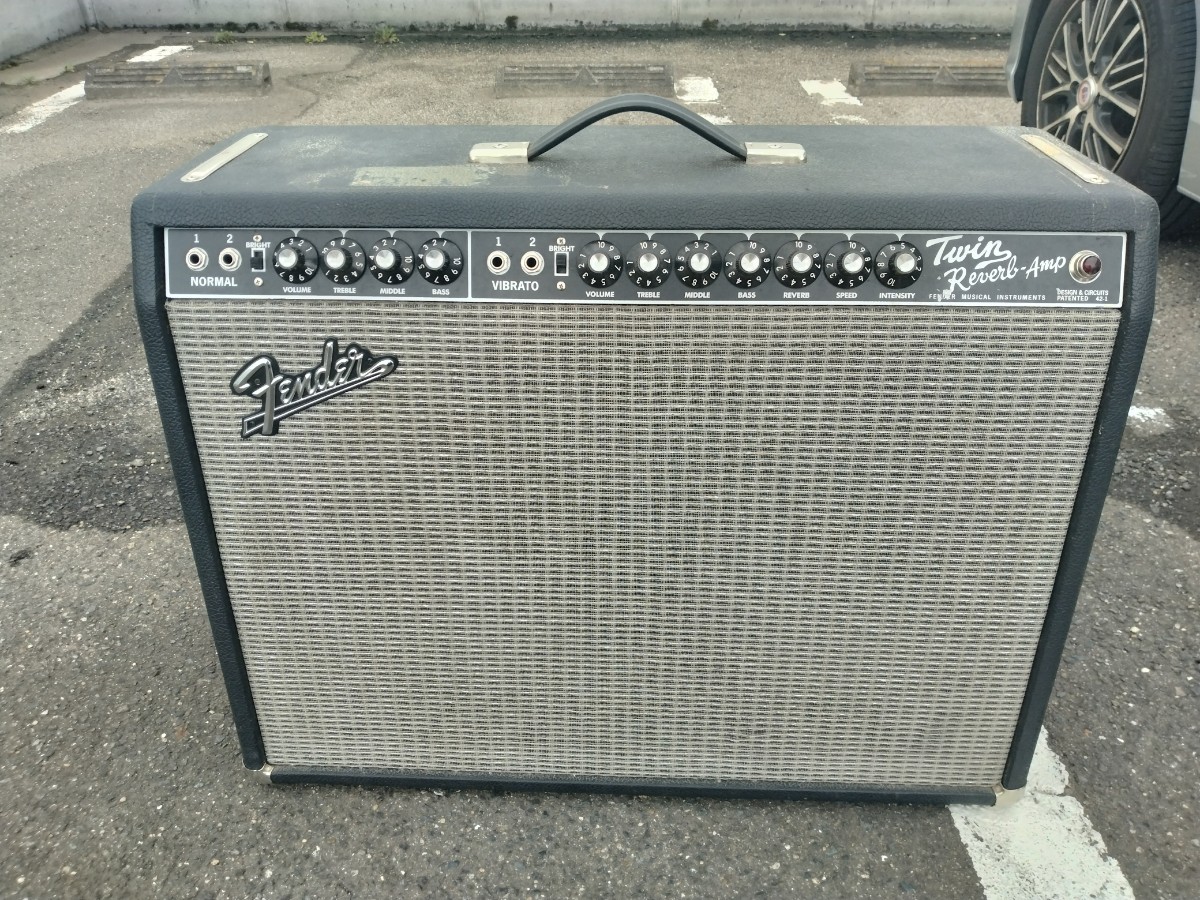 Yahoo!オークション -「fender usa」(ギターアンプ) (エレキギター)の