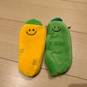 ペンケース 筆箱　野菜 ニンジン と　えだまめ　ポーチ　2品セット　使用済み品