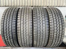 ケ2704　☆在庫処分価格☆☆薄イボ付き☆　DUNLOP WINTER MAXX LT03　205/70R16 111/109L LT　4本価格　2018年製_画像1