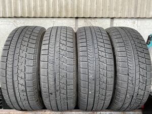 N1565　☆深溝スタッドレス☆在庫処分価格☆ ブリヂストン BRIDGESTONE ブリザックVRX　215/60R16 95Q　4本価格　2017年製