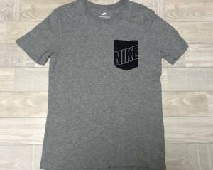 2点で送料無料♪美品近め良品♪希少ロゴ入りポケット♪ナイキ　NIKE♪半袖Tシャツ　ksy