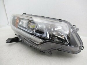 【即決有】 ホンダ フリード ハイブリッド GB7 GB8 前期 純正 右 ヘッドライト LED STANLEY W2172 (n086624)