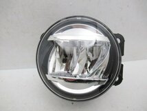 【即決有】 スズキ クロスビー MN71S 純正 右 フォグ LED KOITO 114-11092 (n086997)_画像1