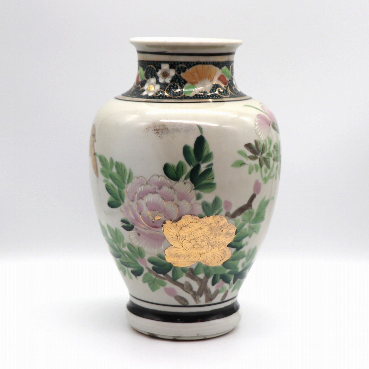 呉 花瓶の値段と価格推移は?|20件の売買データから呉 花瓶の価値が