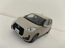 1/30 トヨタ パッソ モーダ チャーム 後期 パウダリーベージュメタリック TOYOTA PASSO MODA Charm カラーサンプル_画像1