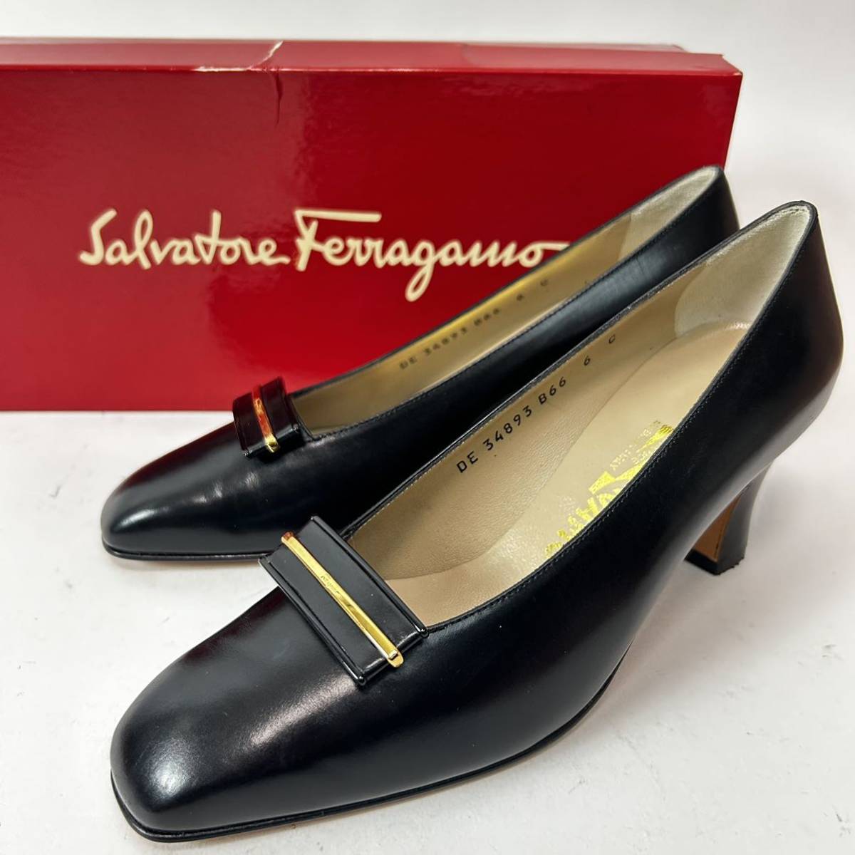日本売品 Salvatore Ferragamo サルバトーレフェラガモパンプス