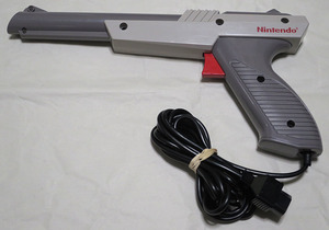 任天堂　光線銃　海外版　NES Zapper　NES-005　グレー　N-ZAP85　黒ザップ　黒zap /a