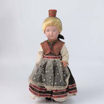 ◆◇ドイツ シルトクレート社 ヴィンテージドール 民族衣装 女の子 アンティーク 人形◇◆_画像1