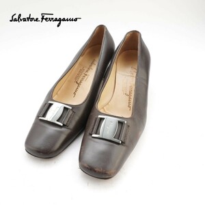 Salvatore Ferragamo サルヴァトーレフェラガモ 5 22.5 パンプス イタリア製 ヒール スクエアトゥ シルバー金具 レザー 茶色 ブラウン/HC66