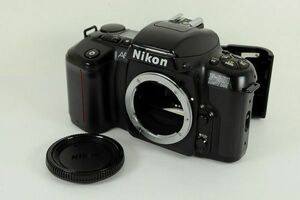 NIKON F-601 QUARTZ DATE 2165561 (V173448)