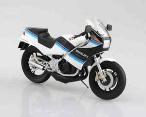 1/12 アオシマ 106761 SUZUKI RG250Γ ブルー×ホワイト 完成品