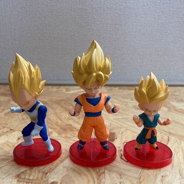 ドラゴンボール ワールドコレクタブルフィギュア 3体セット！！