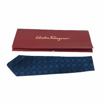 【新品同様】【美品】フェラガモ Salvatore Ferragamo ネクタイ シルク100％ ブルー_画像7