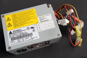 【即決】DELTA 135W(134.4W) PC用電源ユニット DPS-135CB 〈レターパック発送〉