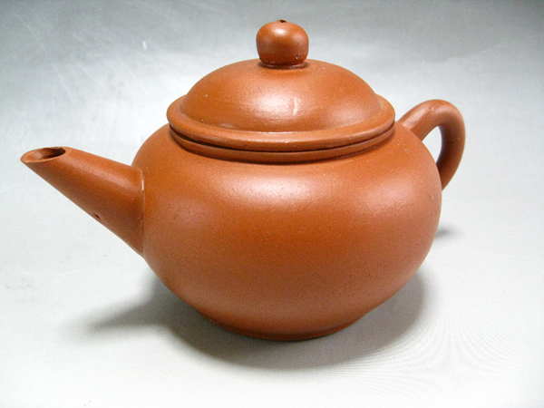 □ 中国宜興 砲口単孔 朱泥急須 紫砂壺 煎茶道具 □-