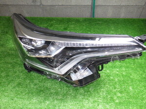 トヨタ C-HR ZYX10 中期 ヘッドライト 右 LED KOITO 10-111 刻印：7 純正 CHR CH-R 【管理番号 1867 RG9-601】中古【大型商品】