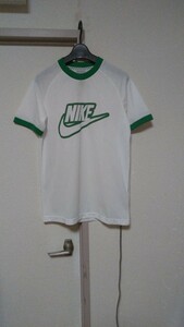 新品タグ付きナイキ　NIKE Tシャツ