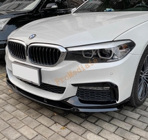 送料無料BMW　G30前期 Mスポーツ 2018-2020年式　ABS製　艶出しブラック　フロントバンパーディフューザー　五段式　1セット_画像2