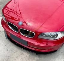 送料無料BMW E81 E82 E87 E88 LCI 2008～2011年式　ABS製　艶出しブラック　フロントバンパーディフューザー　三段式　1セット_画像2