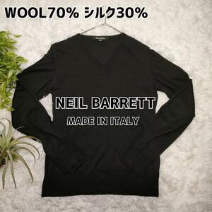 ニールバレット Vネックニット ブラック NEILBARRET セーター 黒　M　メンズ　ニット　黒　ウール　シルク　Мサイズ　秋服　トップス