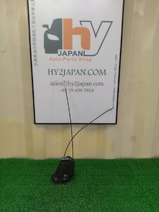 トヨタ 右 リアドアロック ラクティス NCP100 2009 #HYJ NSP47895