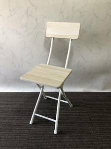 【極美品】ニトリ[幅30cm] 折りたたみチェア 折り畳み 椅子 バーミラ　8700467 勉強椅子　オフィスチェア