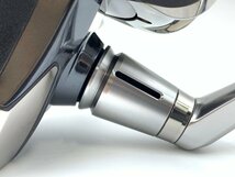 (管72849)良品 Shimano シマノ 13 ステラSW 8000HG スピニングリール キャスティング ジギング スタジオオーシャンマーク ハンドルノブ仕様_画像7