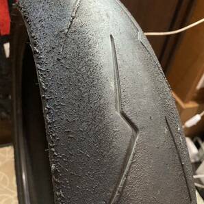 中古MCタイヤ 2021年製造 PIRELLI DIABLO SUPERCORSA V2 SC2 120/70ZR17 ピレリ ディアブロ スーパーコルサ 120 70 17 1621 K3739の画像3