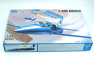 トランペッター 1/48 チェコ　L-39C アルバトロス 内袋未開封　プラモデル+カラカルモデルデカール