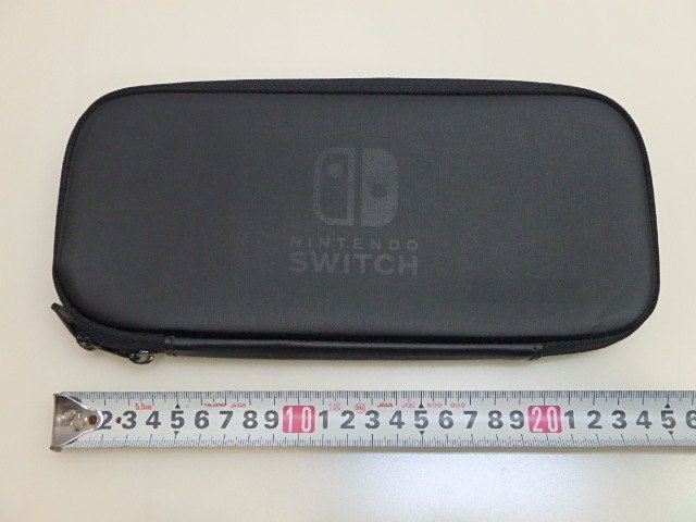 任天堂 Nintendo Switch キャリングケース (画面保護シート付き