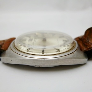 A23-2285【不動ジャンク】IWC シャフハウゼン オールドインター 腕時計 R819A 自動巻き ベルト社外品 アンティーク ビンテージの画像5