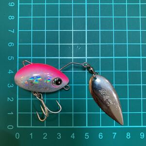 ダイワ　魚魂　3.5 ピンク　クラッシュホロ　ウオダマ　クロダイ　シーバス