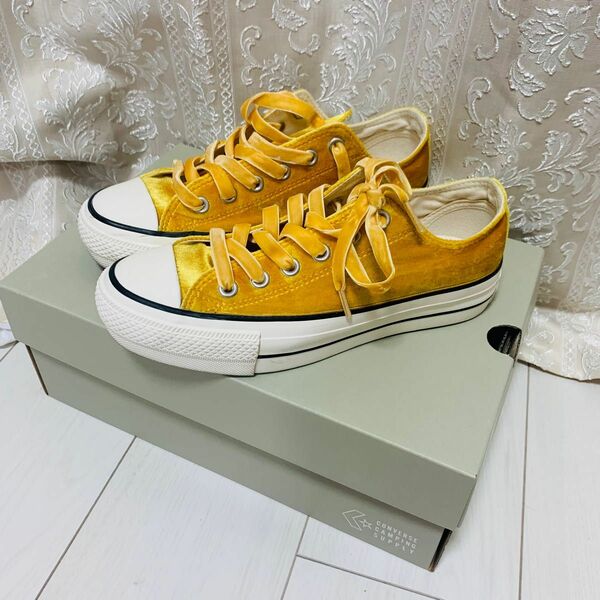 CONVERSE コンバース レディース　黄色　23.5cm