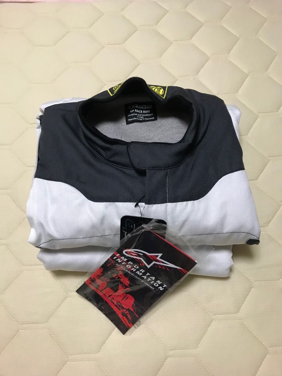 アルパインスターズ GP TECH SUIT RED/SILVER/ANTHRACITE 52 定価215