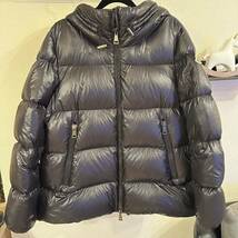 ［美品］ MONCLER モンクレール　ダウンジャケット_画像1