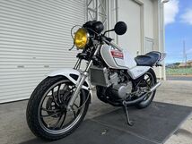 JE5-0915-1-0Q10.絶版旧車 ヤマハ RZ250 4L3 程度良好.2stエンジン実働!社外チャンバー.カスタム多数/愛知県豊橋市_画像3