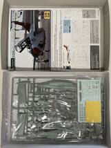 送料510円～ 希少 未使用品 ウルフパック 1/72 ノースアメリカン T-2C バックアイ アメリカ海軍 完全新規金型 プラモデル_画像2