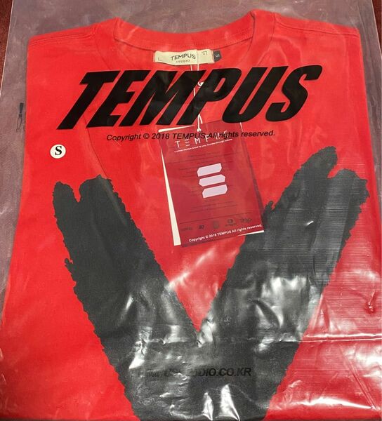 ドンヘ TEMPUS STUDIO X Tシャツ