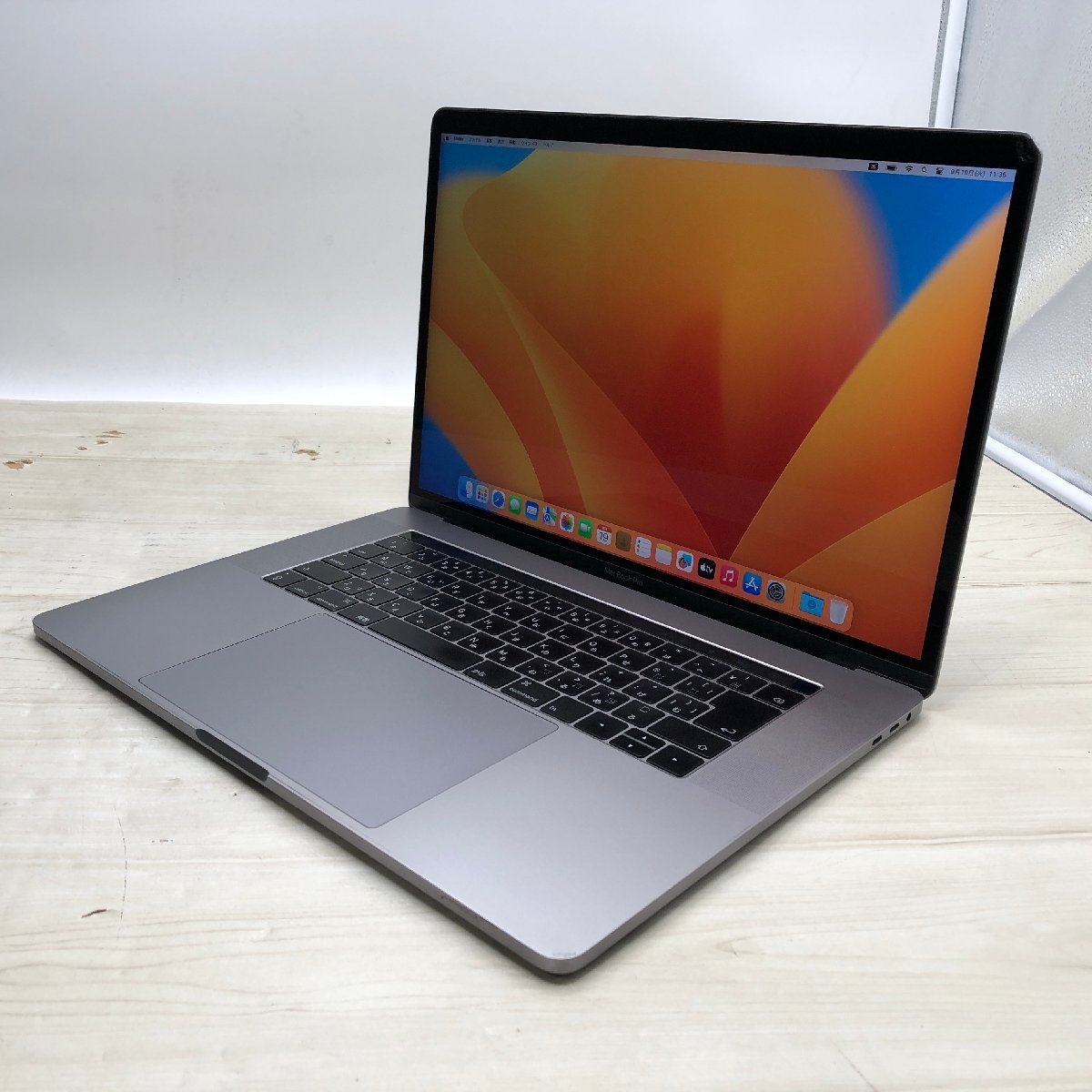 ヤフオク! -「mac book pro 15inch」の落札相場・落札価格